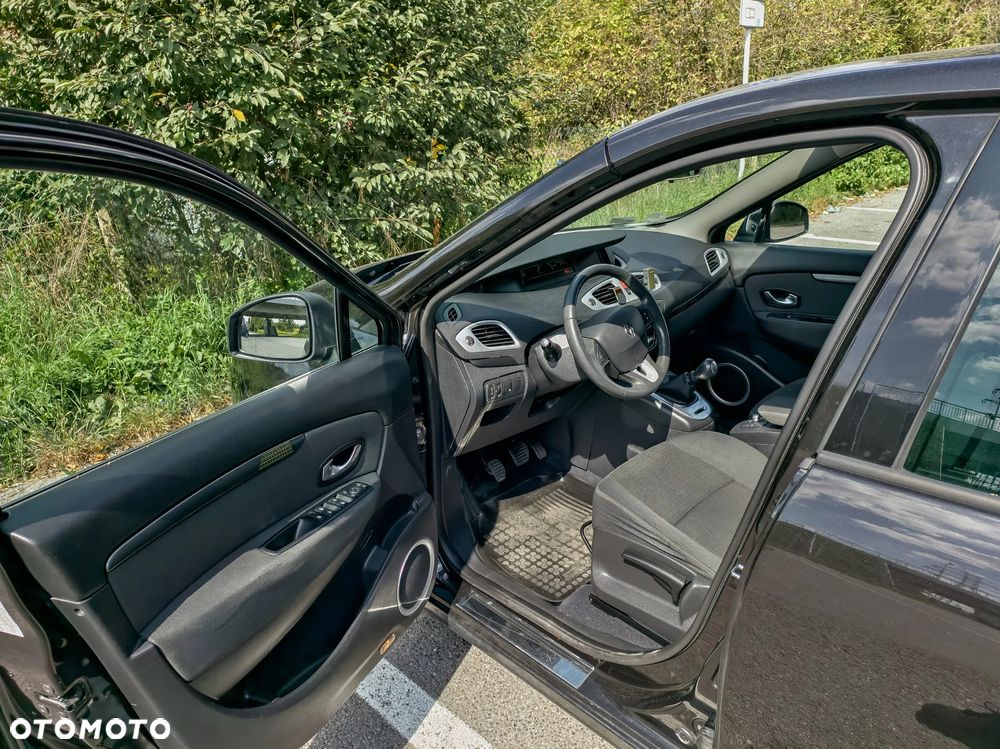 Renault Scenic 1.4 16V TCE Expression - 11
