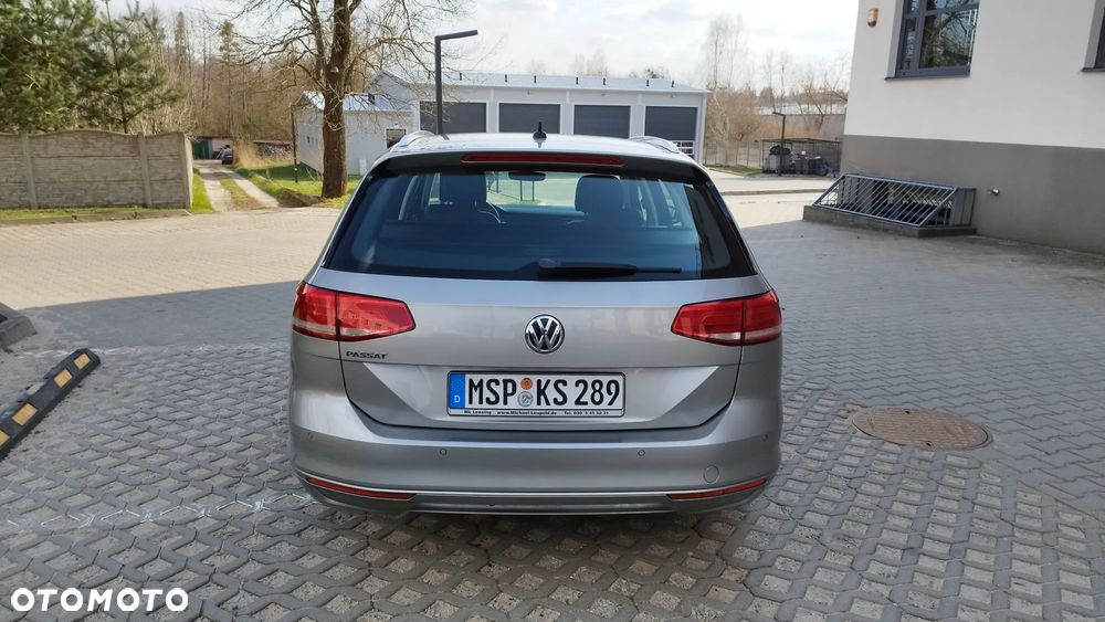 Volkswagen Passat 2.0 TDI SCR DSG Highline - 14