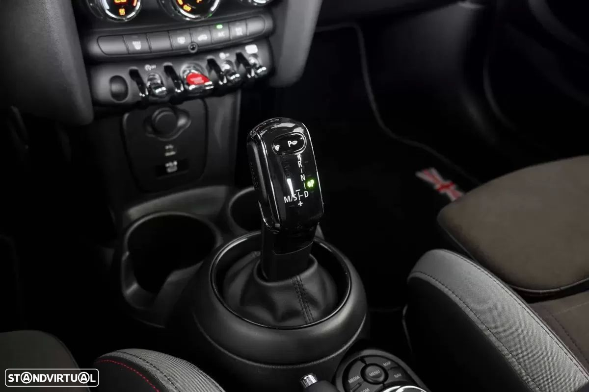 MINI 3 Portas John Cooper Works Auto Desportiva - 16