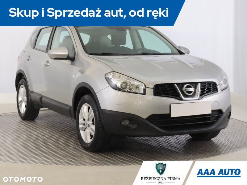 Nissan Qashqai - 2
