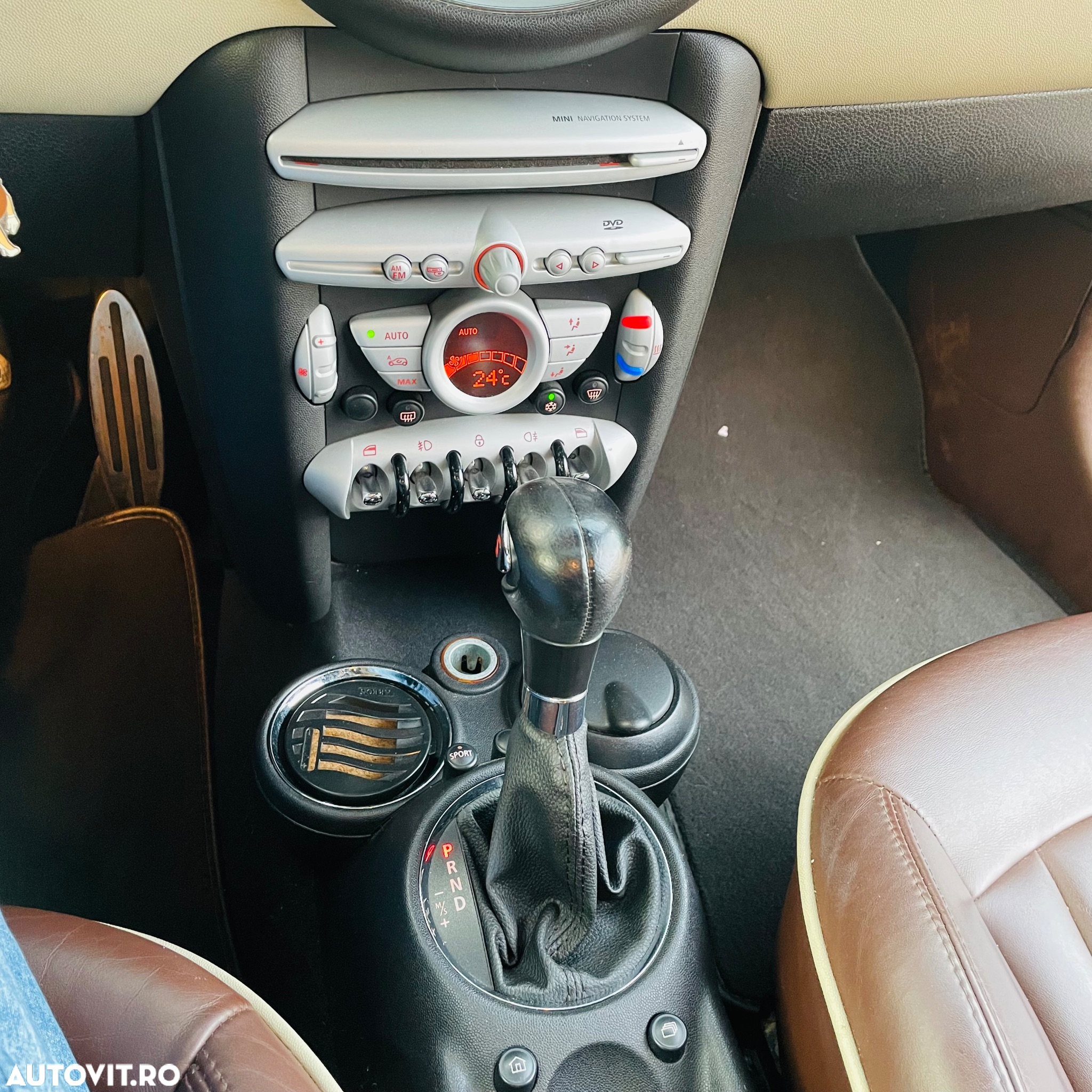 Mini Clubman - 12