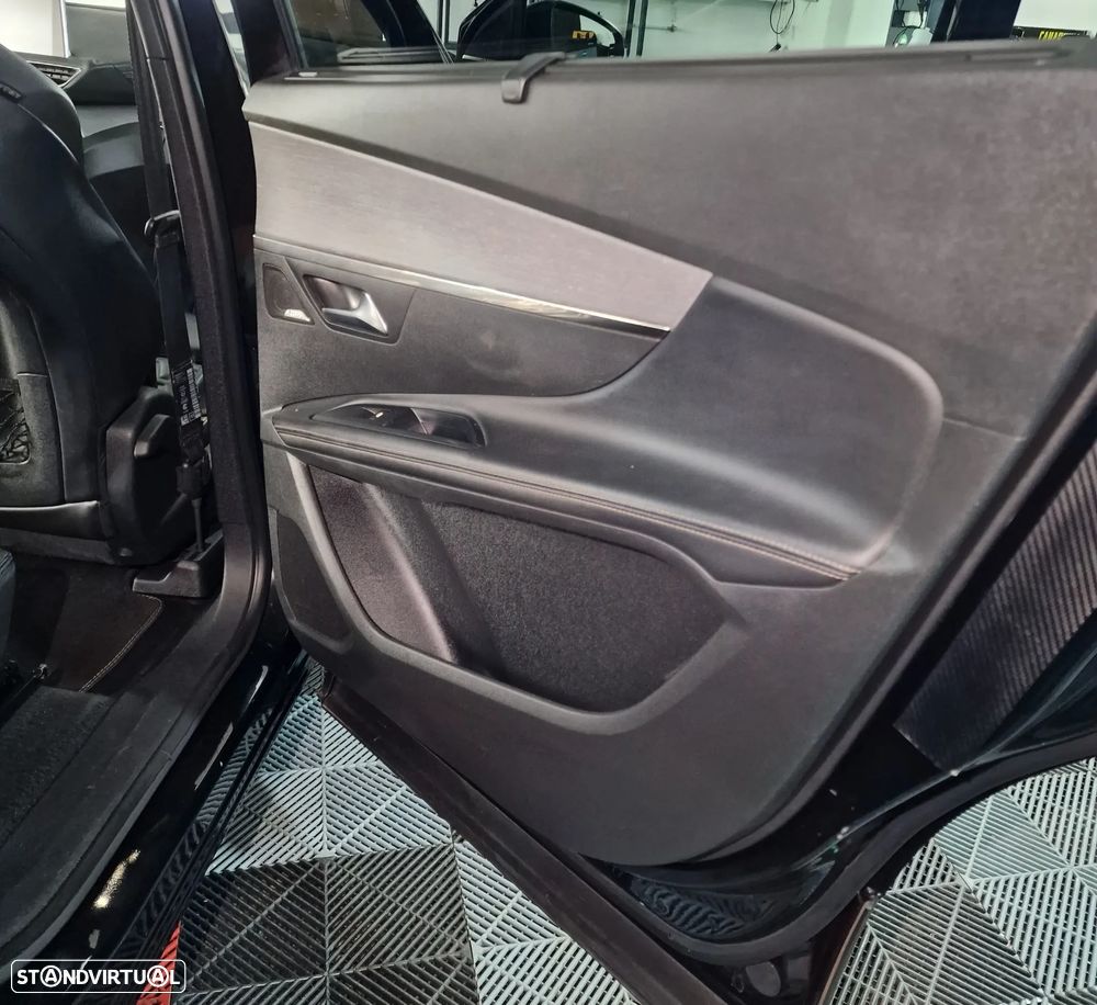 Peugeot 5008 2.0 BlueHDi GT Line EAT8 - 10