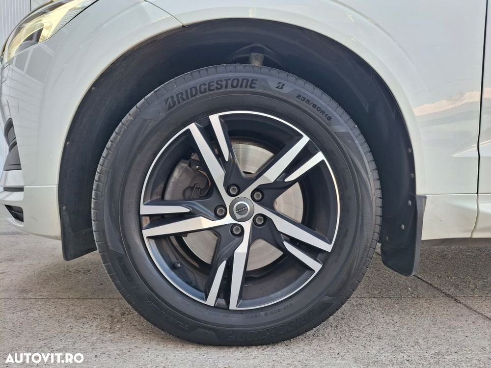 Volvo XC 60 T5 AWD Momentum - 25