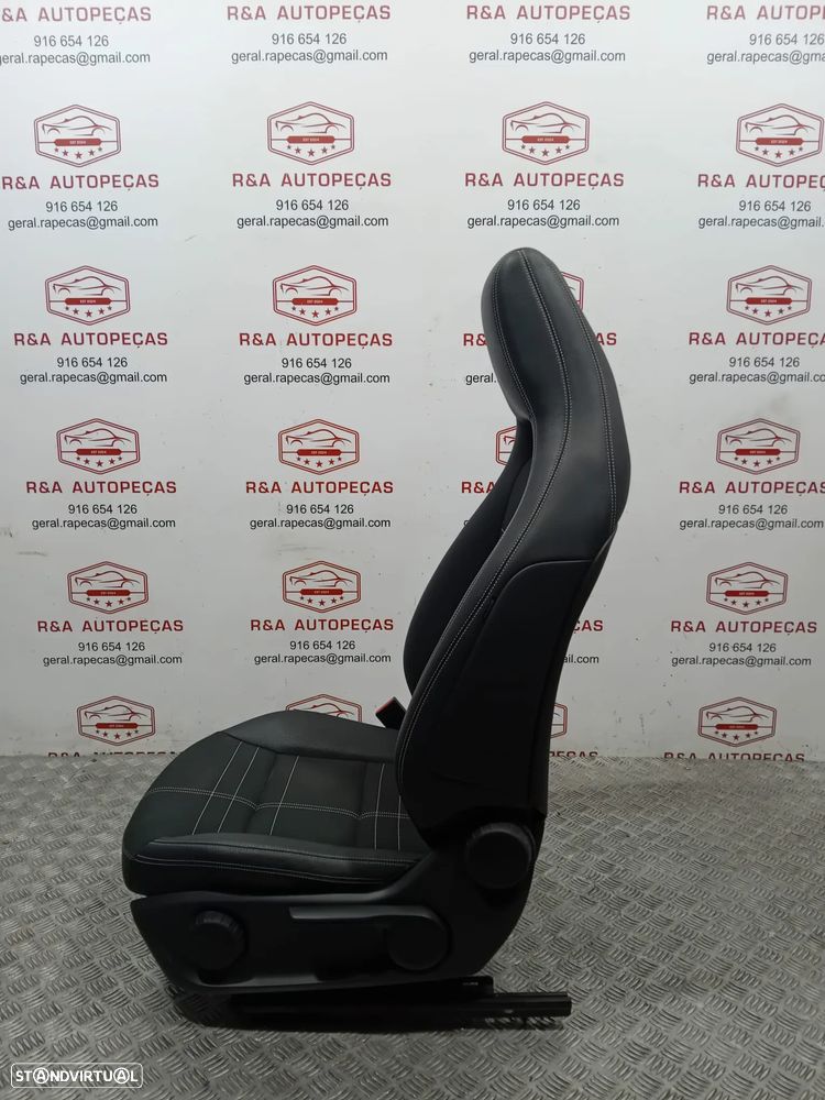 Conjunto de Bancos Mercedes Class A W176 Original - 11