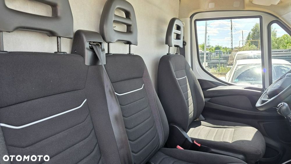 Iveco Daily 35S14 - 17