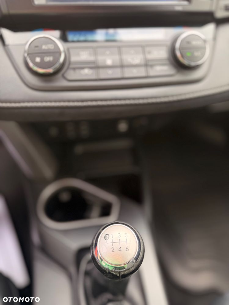 Toyota RAV4 - 32