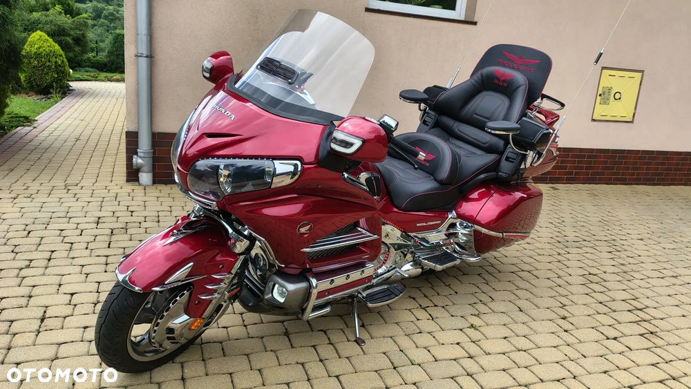 Honda GL - 9