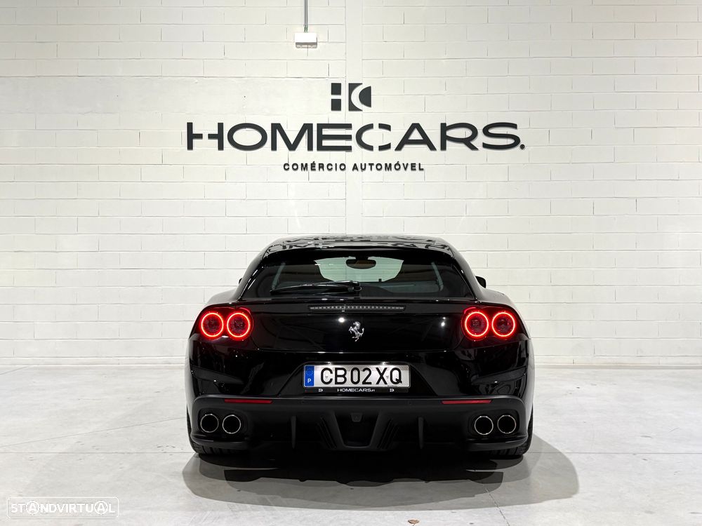 Ferrari GTC4 Lusso - 22