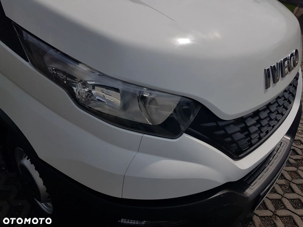 Iveco DAILY KONTENER NISKOPODŁOGOWY 4,43x2,23x2,42 SKLEP FOODTRUCK BAR KLIMA KONIOWÓZ KAMPER - 34