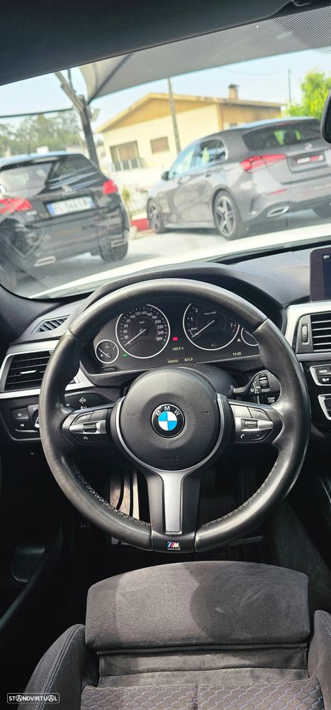 BMW 330 e iPerformance Pack M - 17