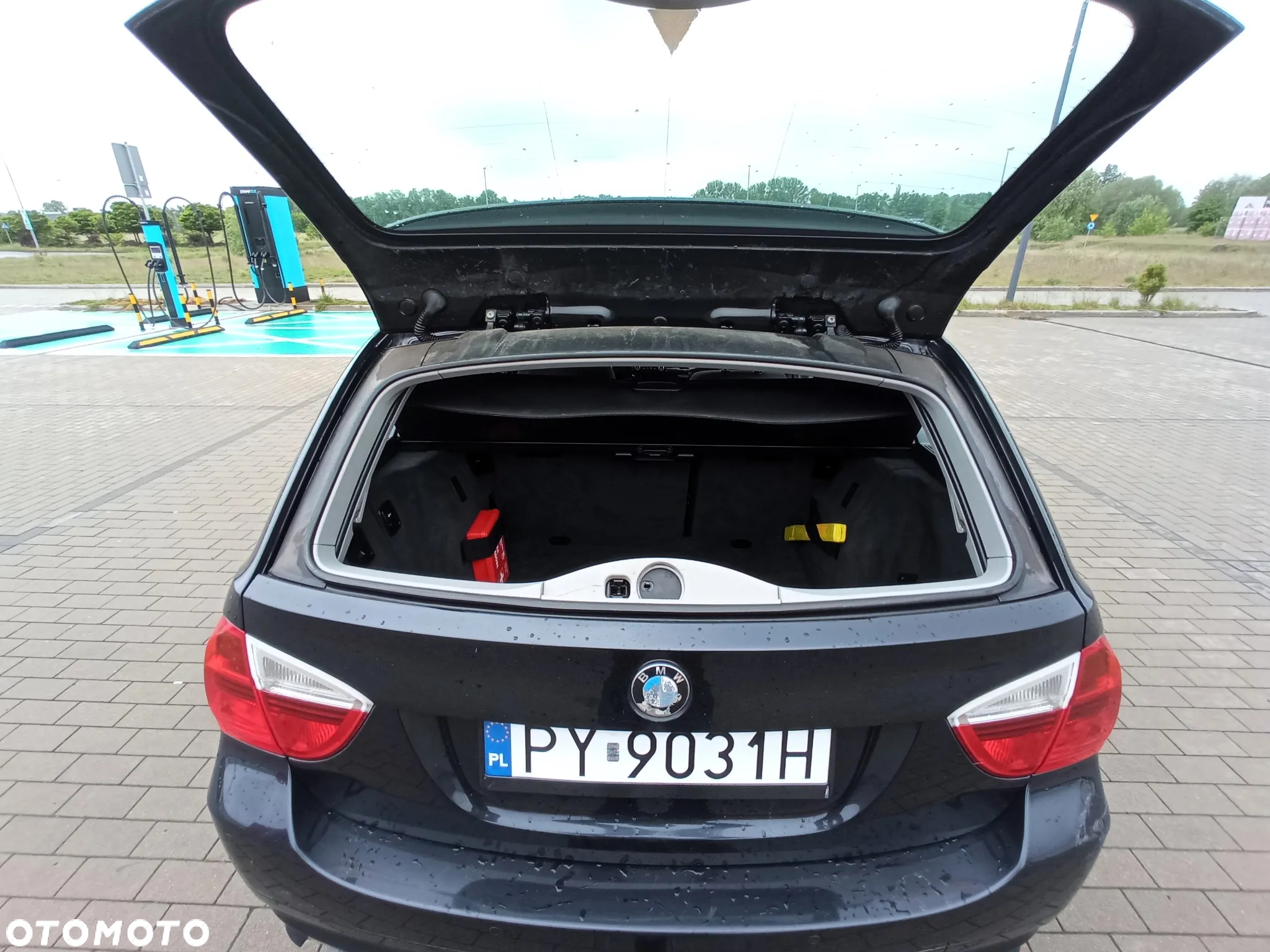 BMW Seria 3 318i Touring Edition Exclusive - 26