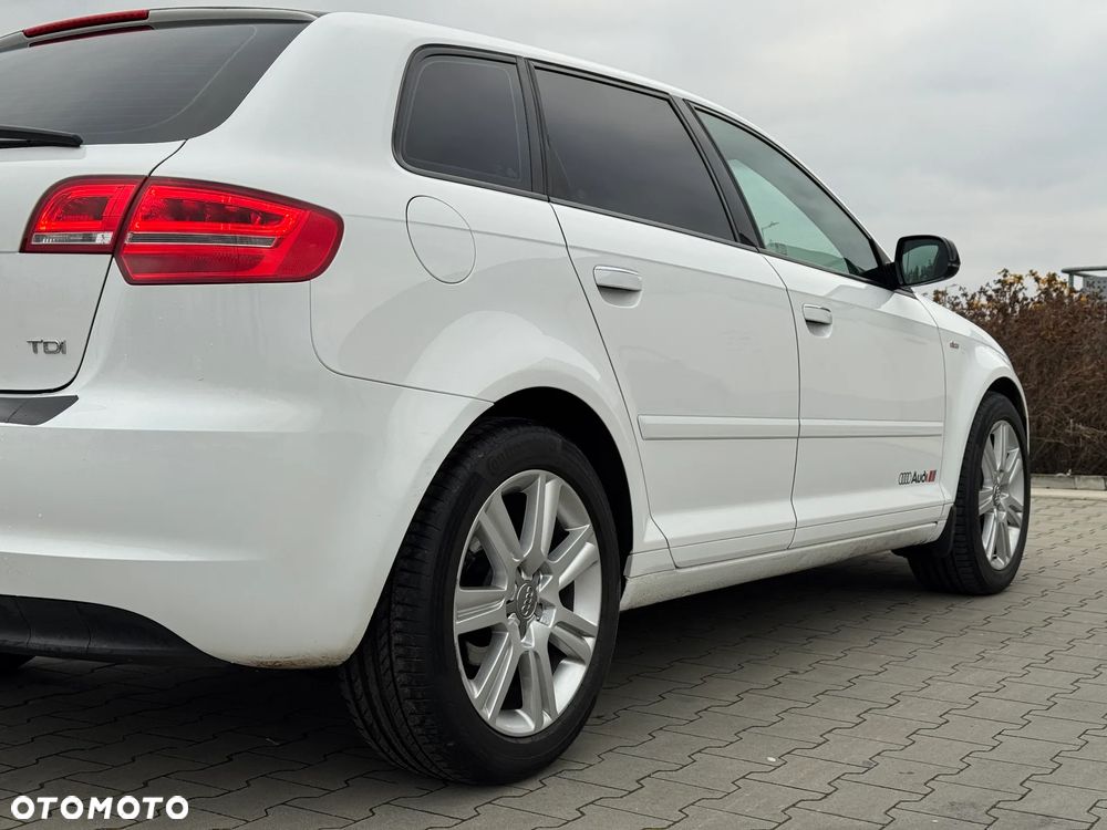 Audi A3 Sportback 1.6 TDI Attraction - 22