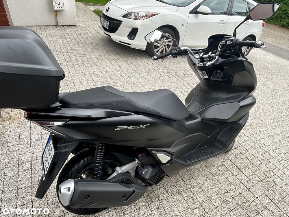Honda PCX - 9
