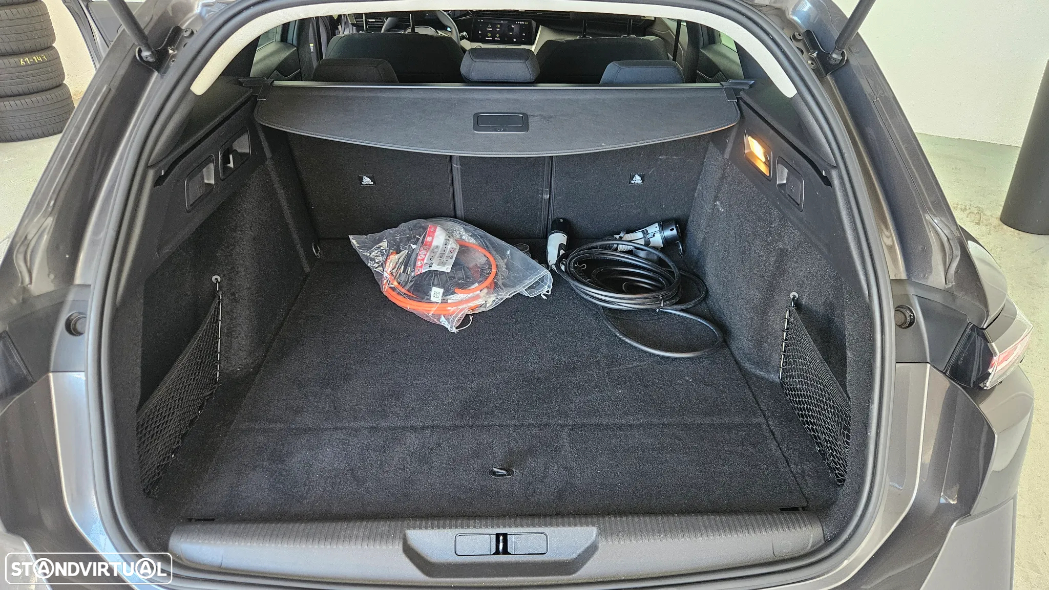 Peugeot 308 SW 1.6 Hybrid Allure e-EAT8 - 27