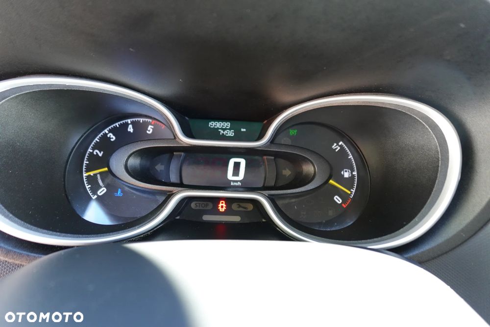 Opel Vivaro - 21
