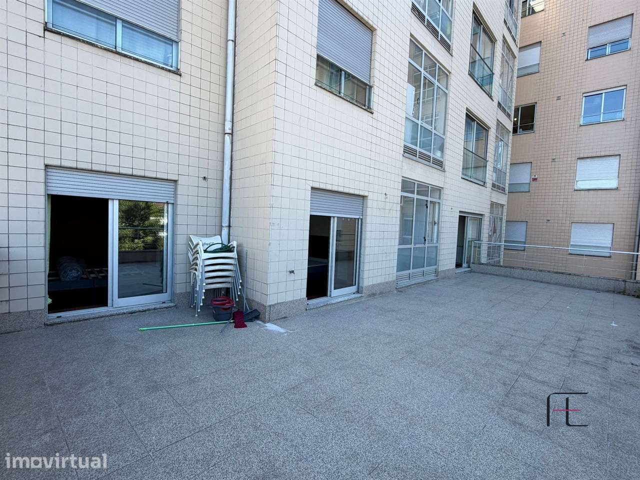 Apartamento T2 Arrendamento em Baguim do Monte (Rio Tinto),Gondomar - Grande imagem: 4/23