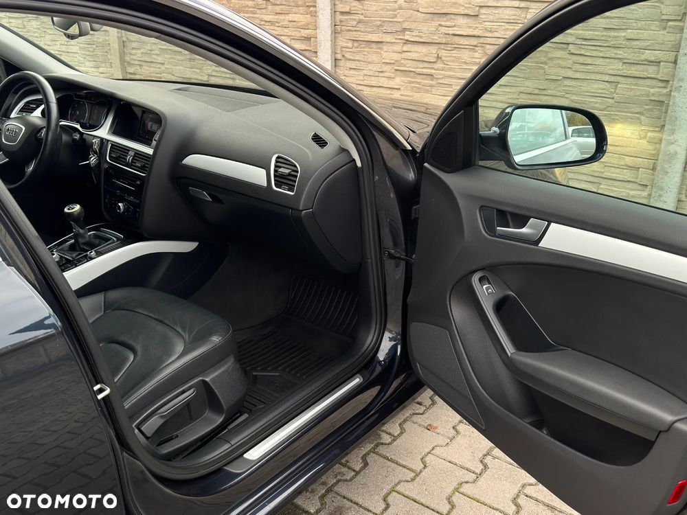 Audi A4 Avant 2.0 TDI ultra - 15