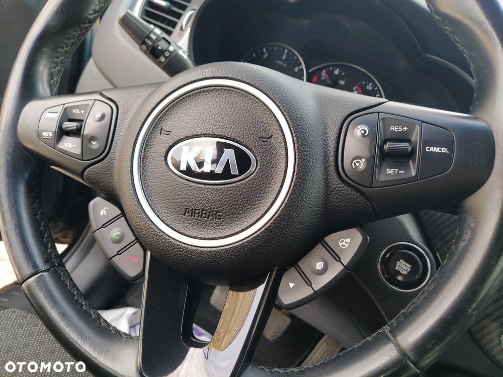 Kia Carens 1.7 CRDi 141 Edition 7 - 18