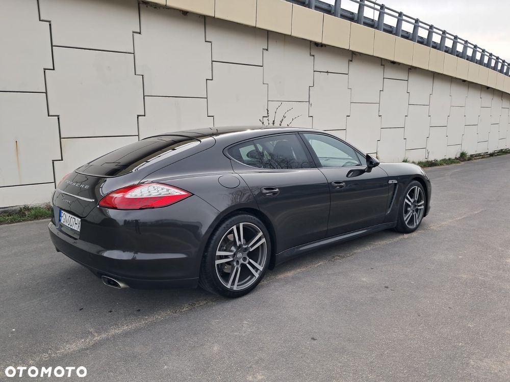 Porsche Panamera Diesel - 11
