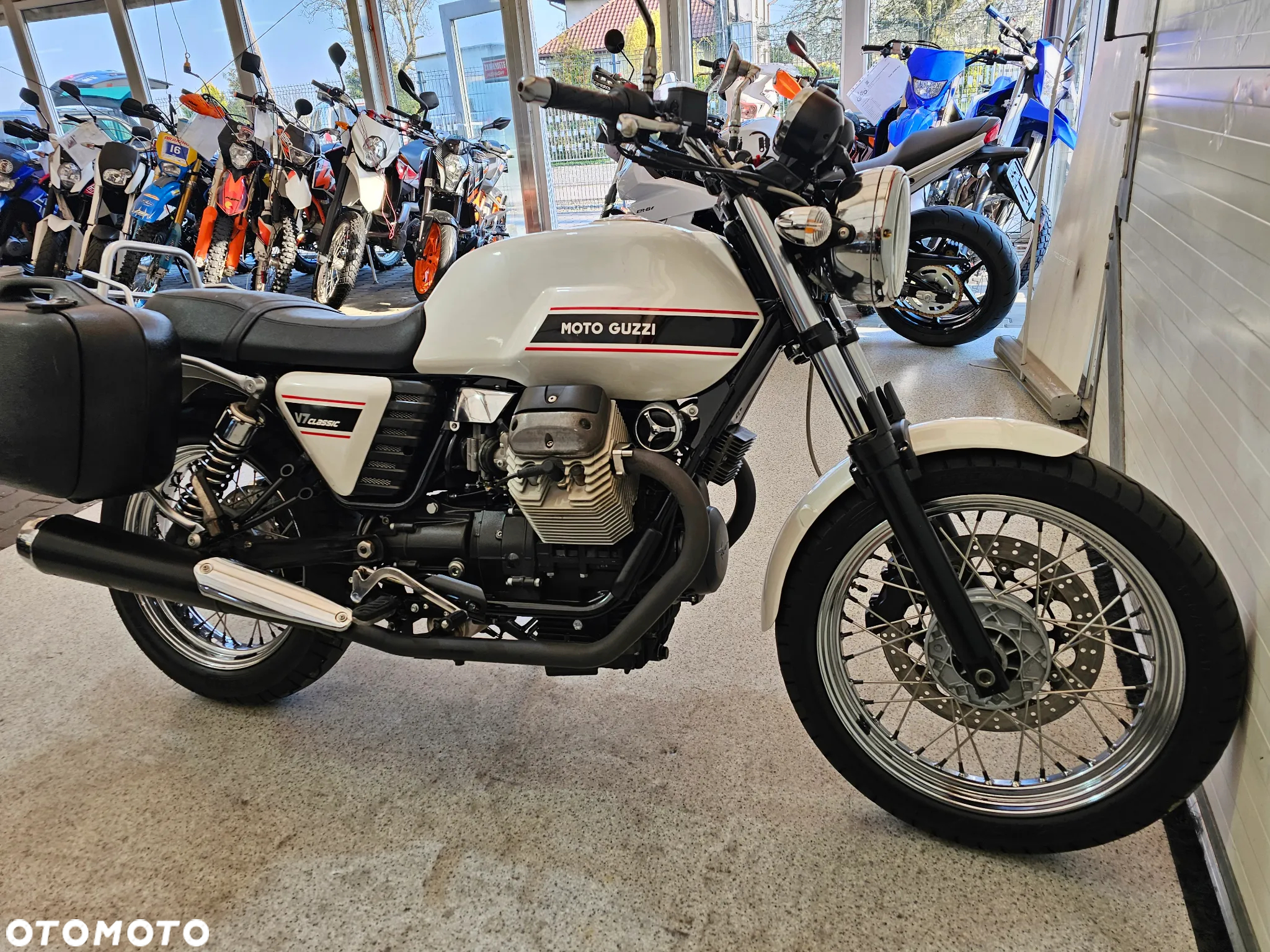 Moto Guzzi V7 - 27