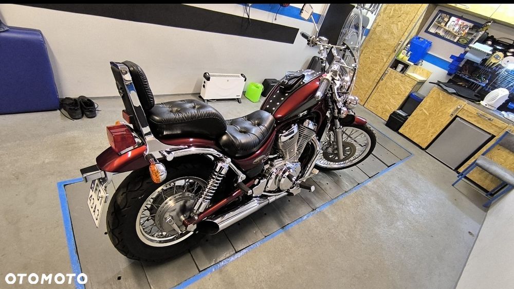 Suzuki Intruder - 7