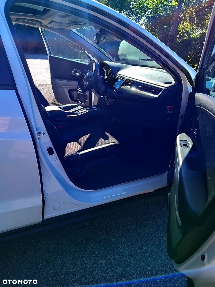 Honda HR-V 1.5 Executive (ADAS) CVT - 9