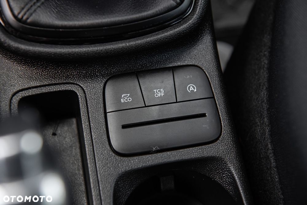 Ford Fiesta 1.0 EcoBoost S&S COOL&CONNECT - 22