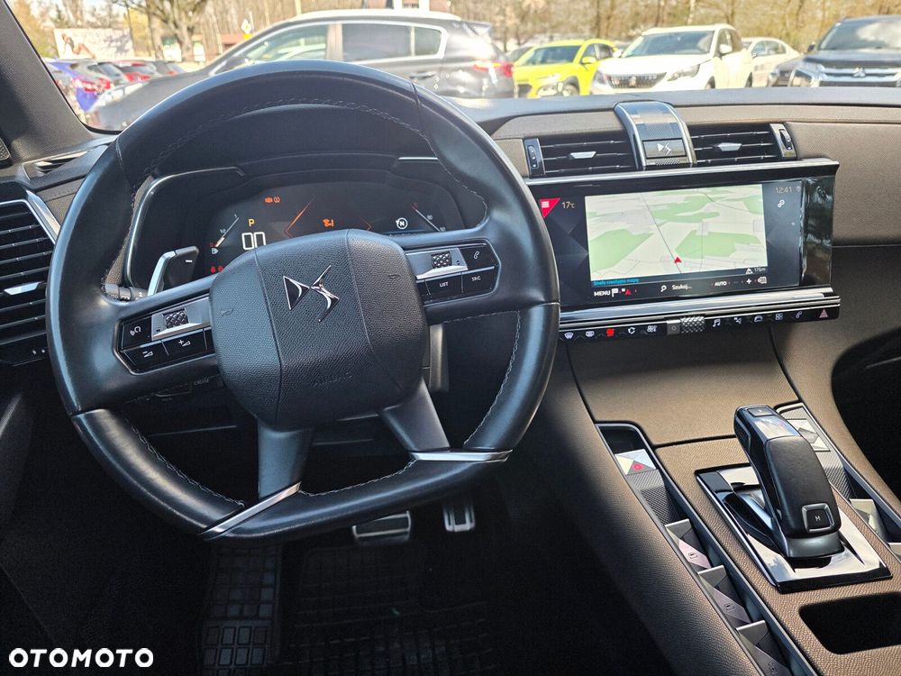 DS Automobiles DS 7 Crossback - 11