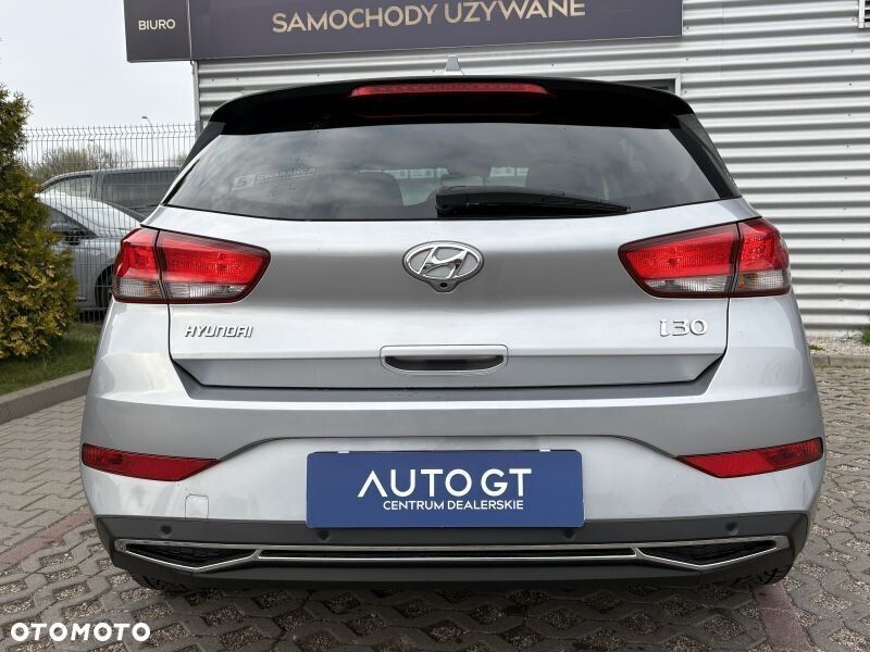 Hyundai i30 1.5 T-GDI 48V Smart DCT - 24