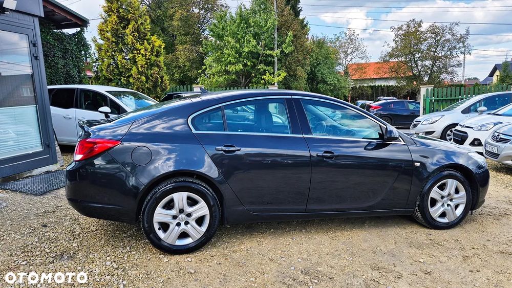 Opel Insignia - 12