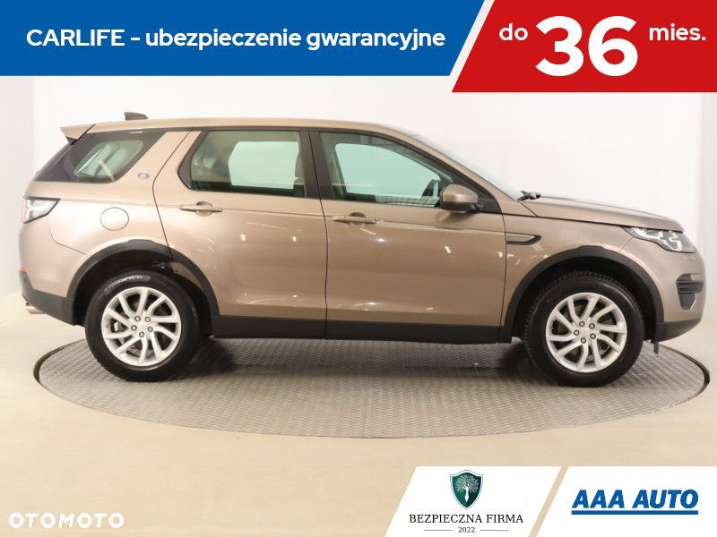 Land Rover Discovery Sport - 8