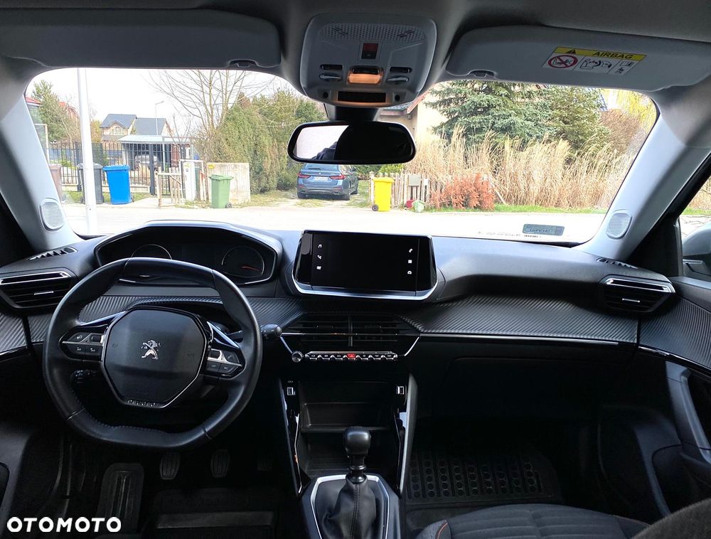 Peugeot 2008 1.2 PureTech Active S&S - 5