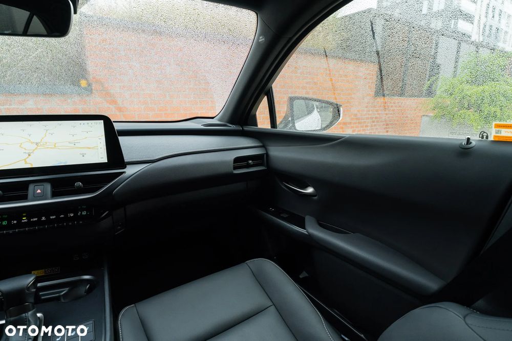Lexus UX 250h GPF F Sport AWD - 26