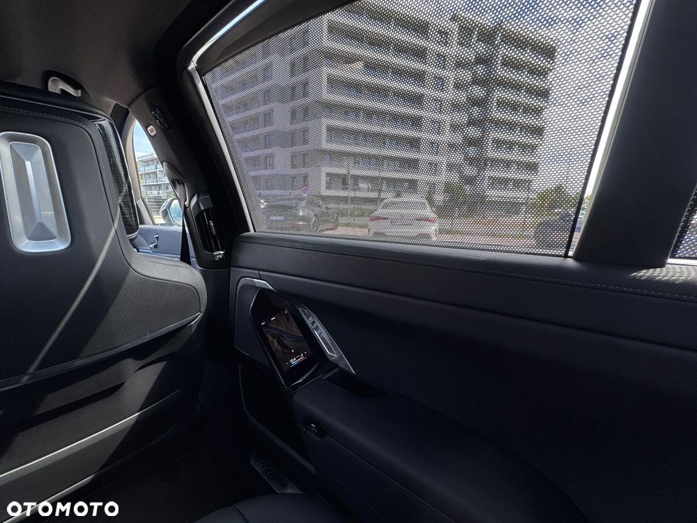 BMW Seria 7 - 30