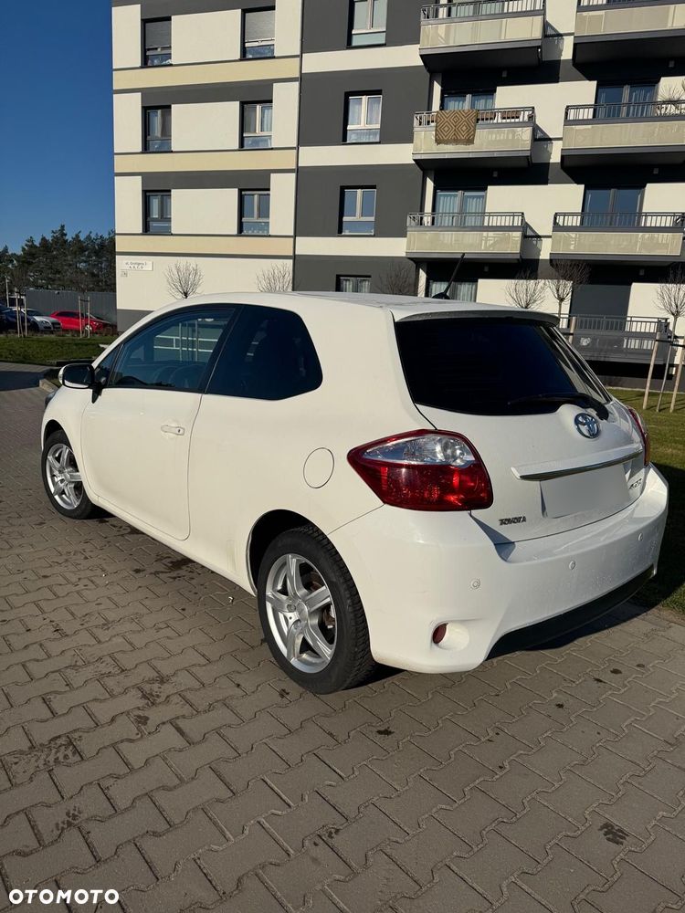 Toyota Auris 1.33 VVT-i Life Comfort - 2