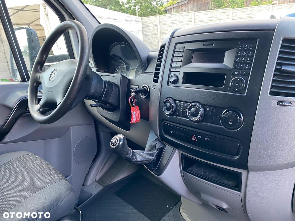 Mercedes-Benz SPRINTER - 19