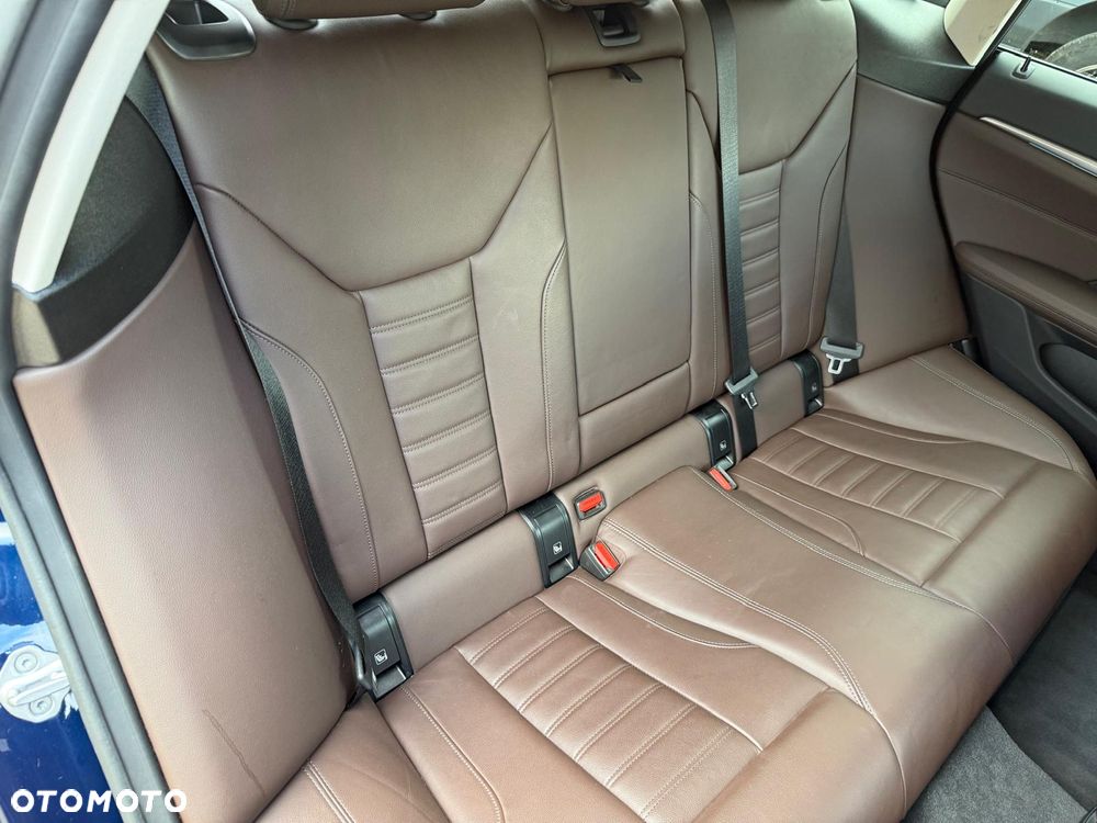 BMW i4 83.9kWh eDrive 40 - 12