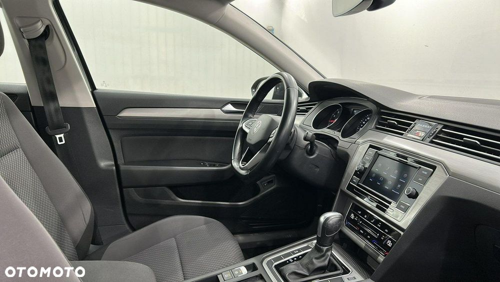 Volkswagen Passat 1.5 TSI EVO Essence DSG - 14