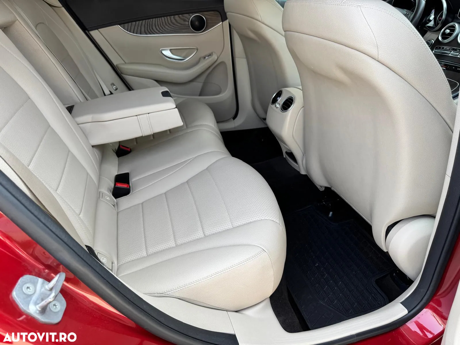 Mercedes-Benz GLC 250 4MATIC - 14