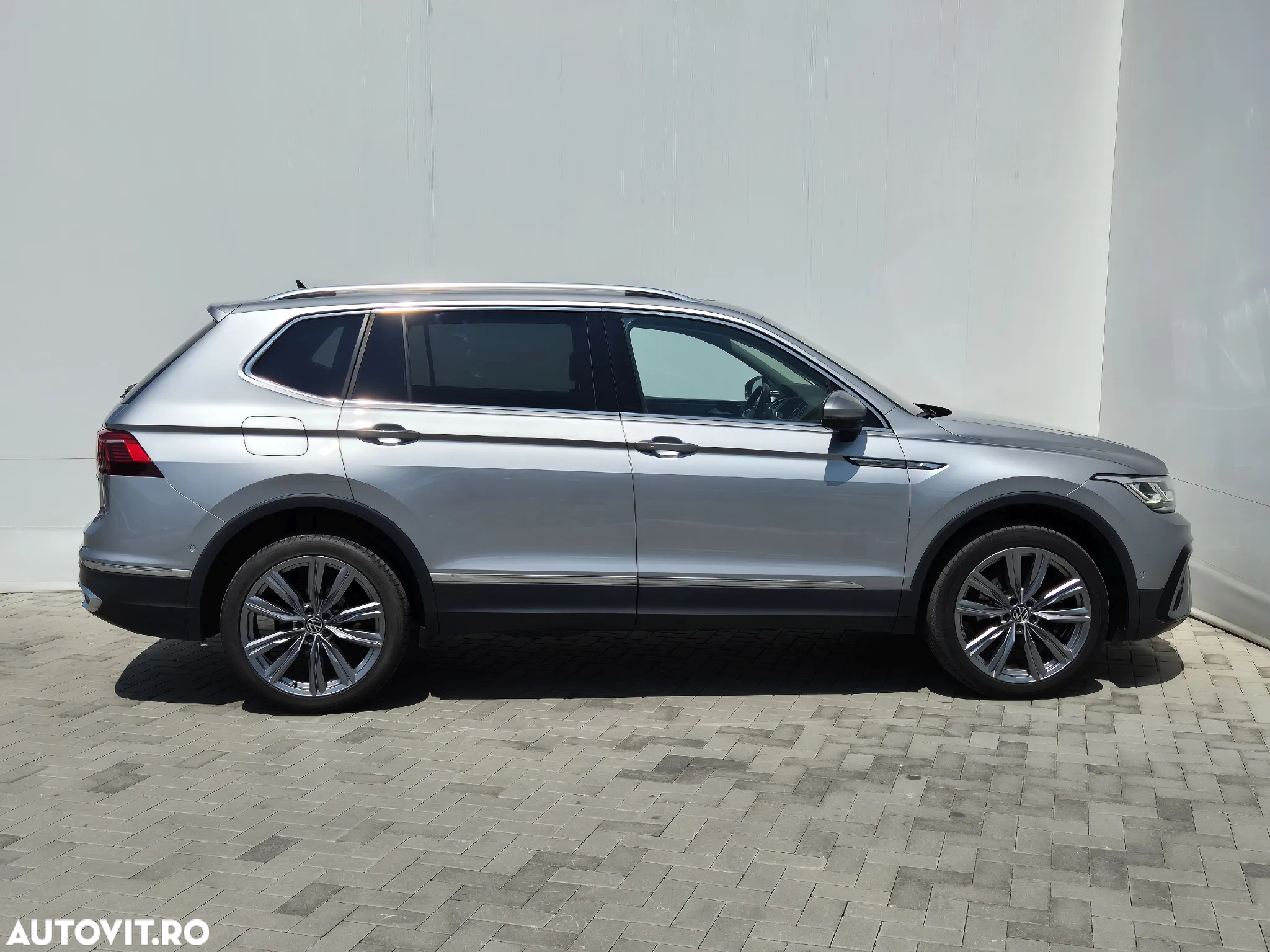 Volkswagen Tiguan Allspace 2.0 TDI 4Mot DSG Elegance - 6