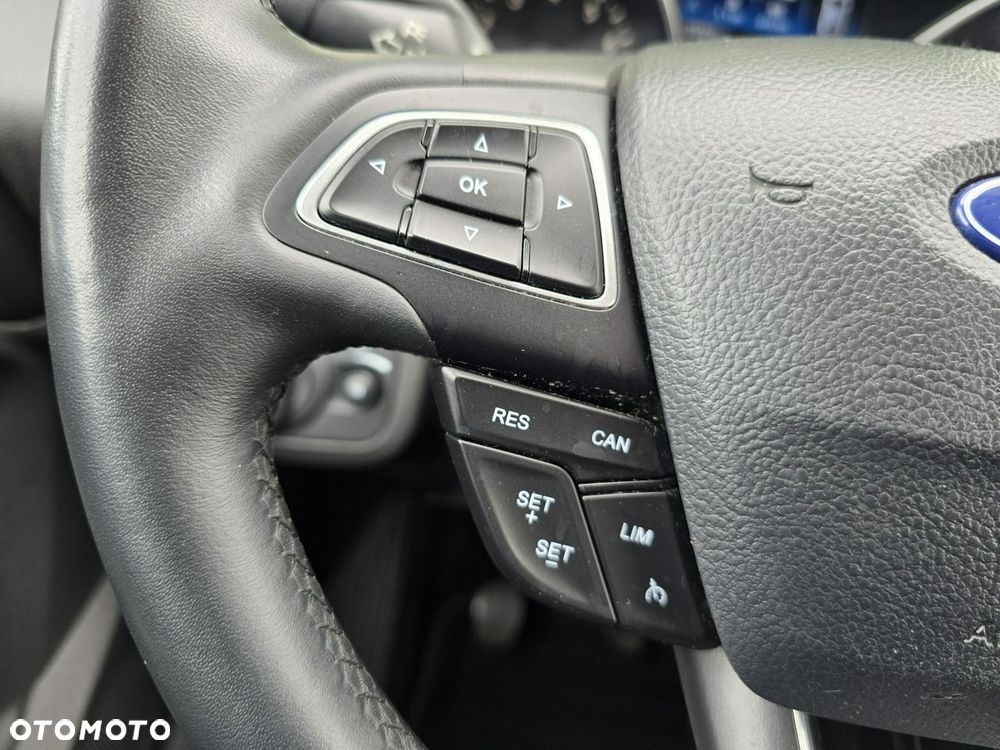 Ford Kuga - 15