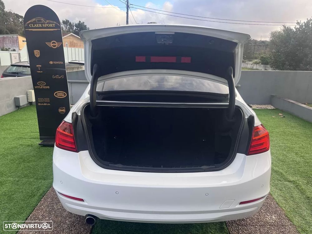 BMW 316 d Line Sport - 27