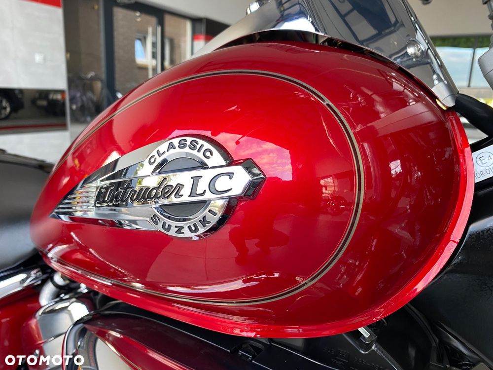 Suzuki Intruder - 20