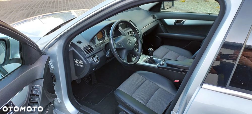 Mercedes-Benz Klasa C - 31