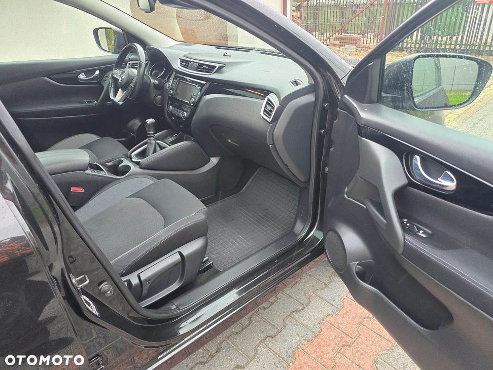 Nissan Qashqai - 14