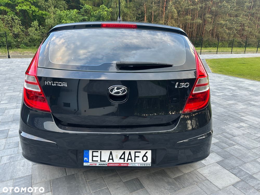 Hyundai i30 1.4 Classic + World Cup - 24