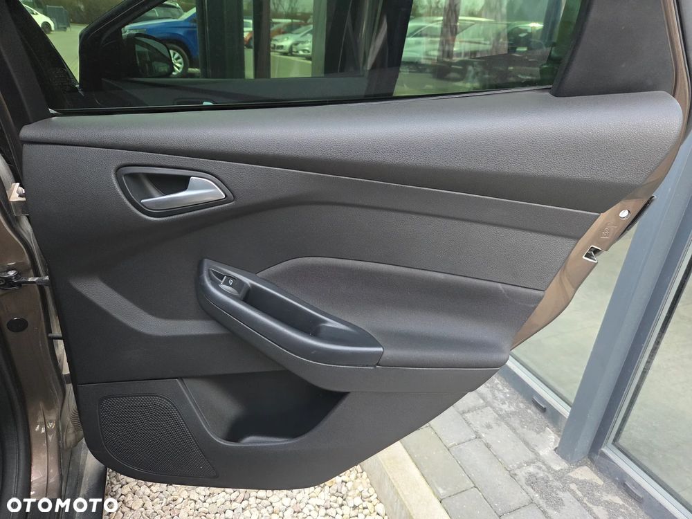 Ford Focus 1.0 EcoBoost Titanium ASS - 13