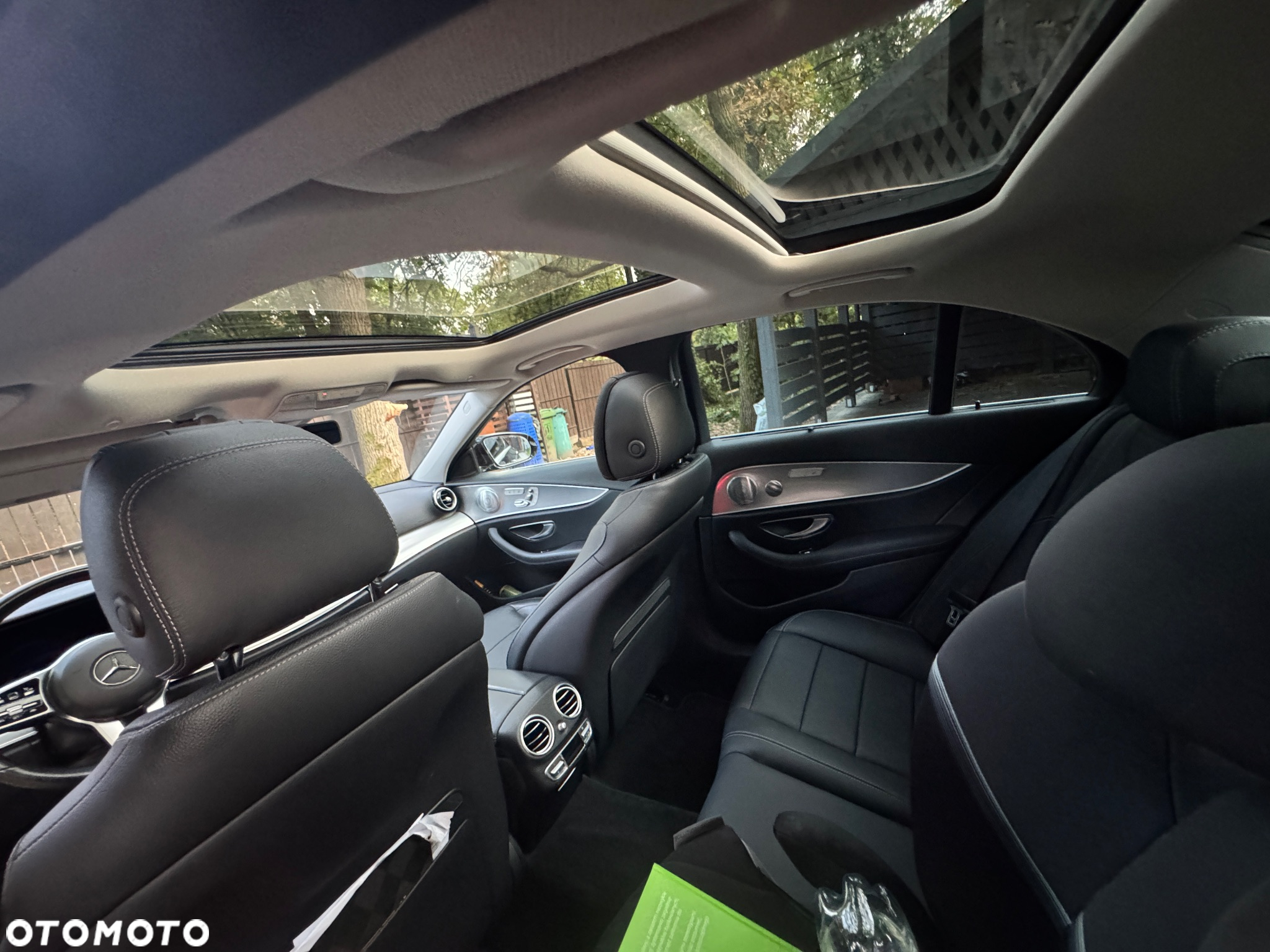 Mercedes-Benz Klasa E 400 d 4-Matic 9G-TRONIC - 11