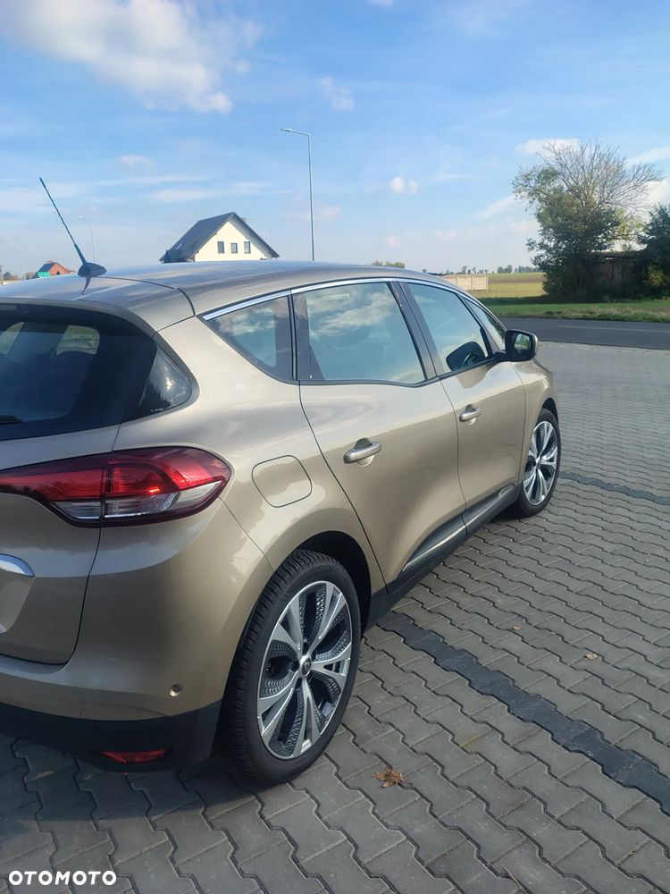 Renault Scenic - 7