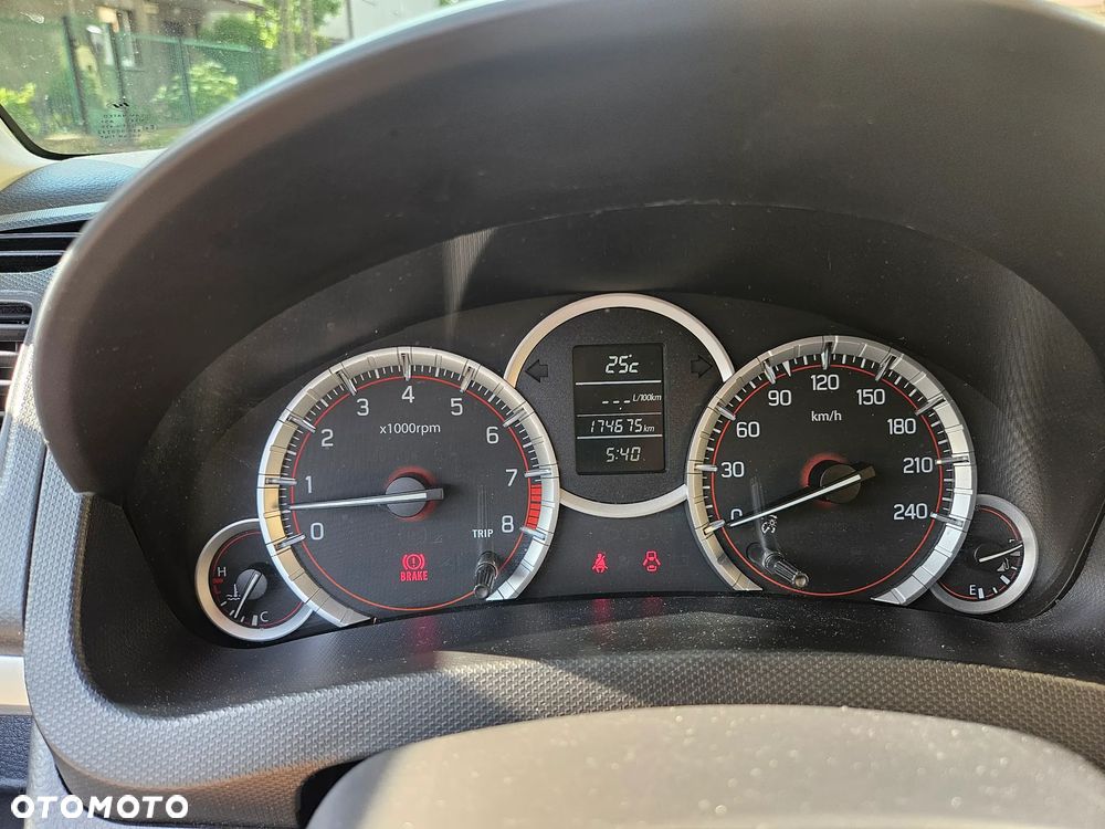 Suzuki Swift 1.6 Sport - 13